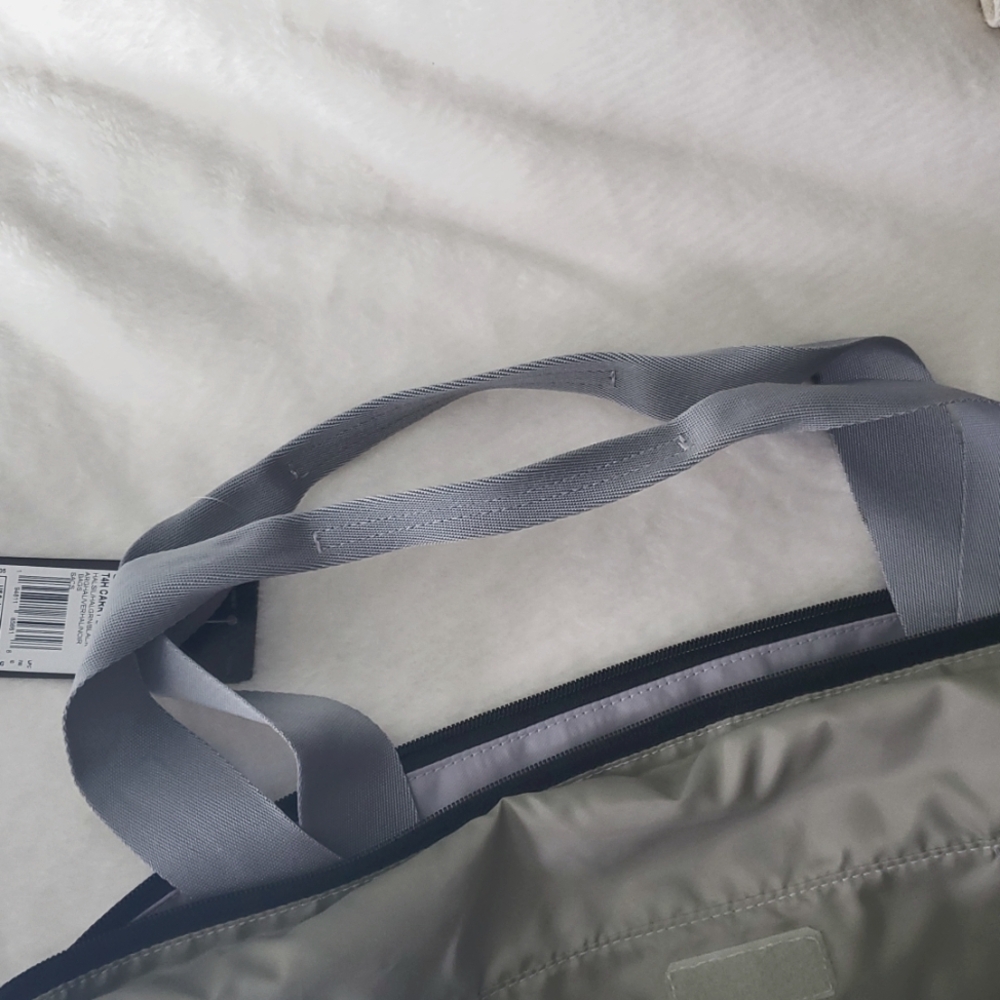 Brand New Adidas Tailored for Her Yoga Travel Bag - Picture 14 of 15